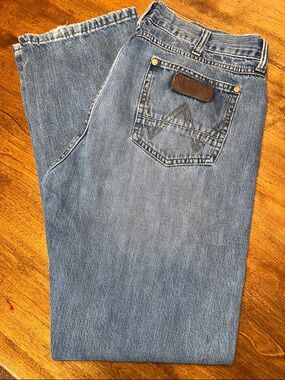 Wrangler Retro Light Blue Slim Straight Leg Men's Jeans 34x34